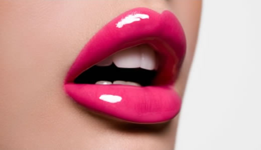 http://www.jobmix.com.br/blog/wp-content/uploads/2011/10/maquiagem-rosa.jpg