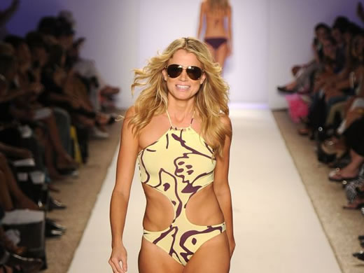 Desfile Moda Praia