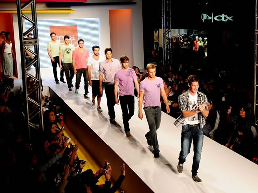 Desfile Mega Polo Moda