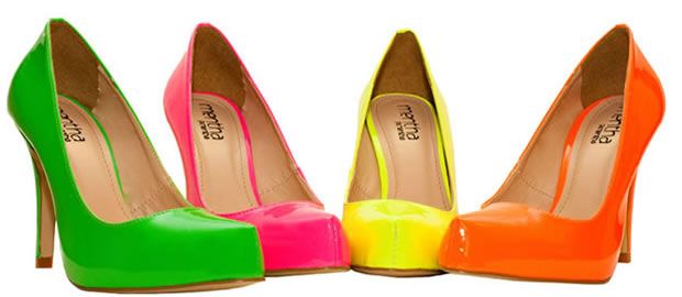 Sapatos com cores