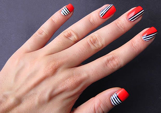 Unhas Striped Nails