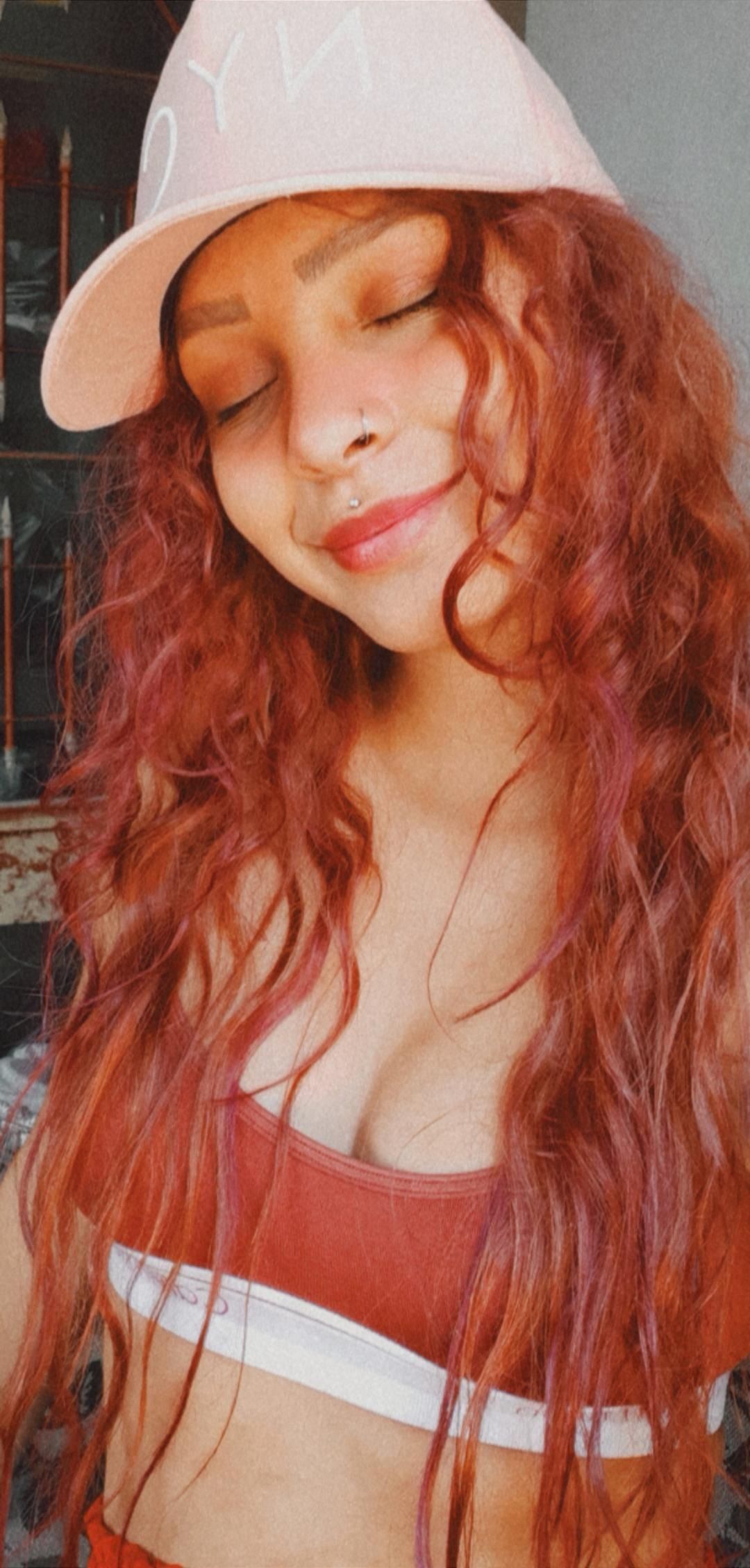  Caroline